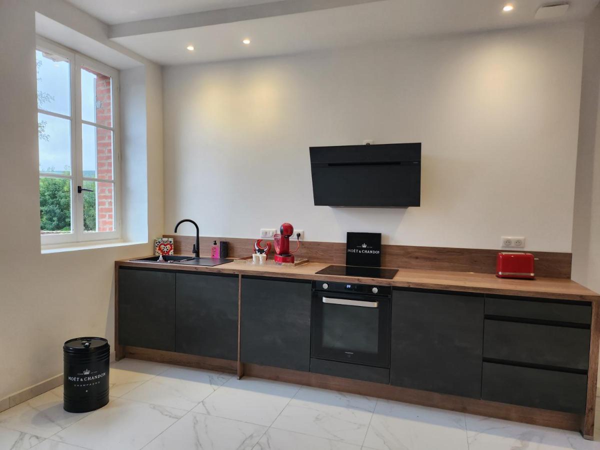 Maison Face A L'Abbaye D'Hautvillers - 2 Bedrooms 2 Bathrooms, Parking Exterior foto
